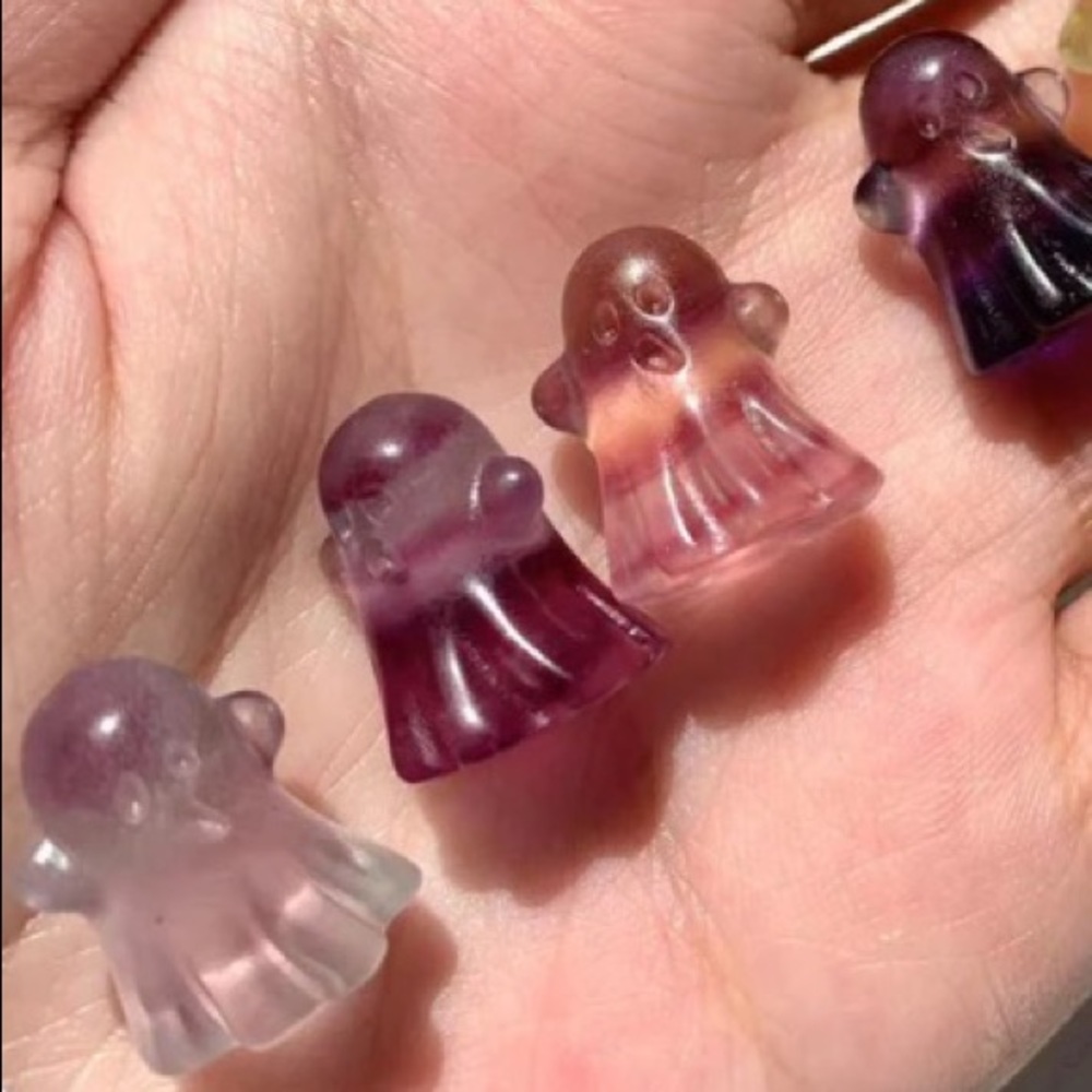 Mini fluorite ghost